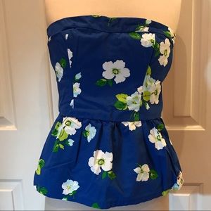 Hollister peplum top with flowered pattern size m